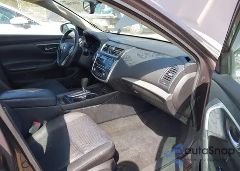 2016 Nissan Altima 2.5 from USA, damaged, VIN 1N4AL3AP8GC120975